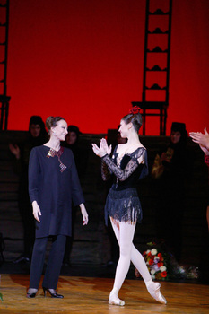 Carmen nummer 1, Maja Plisetskaja och Carmen i en nutida föreställning på Bolsjoj. Foto Damir Yusupov