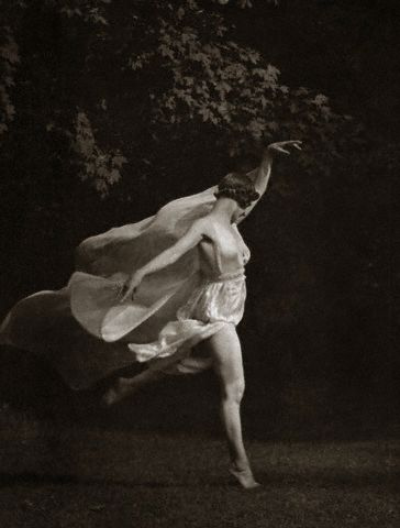 Isadora Duncan 1877–1927.