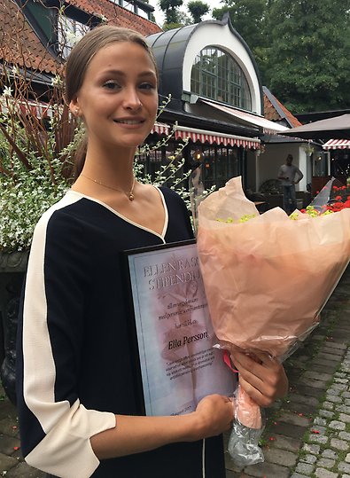 2017. Ella Persson.vid stipendieutdelningen. Foto Max Modén