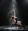 Hanna Lindblad som Alex i Flashdance. Foto Mats Bäcker